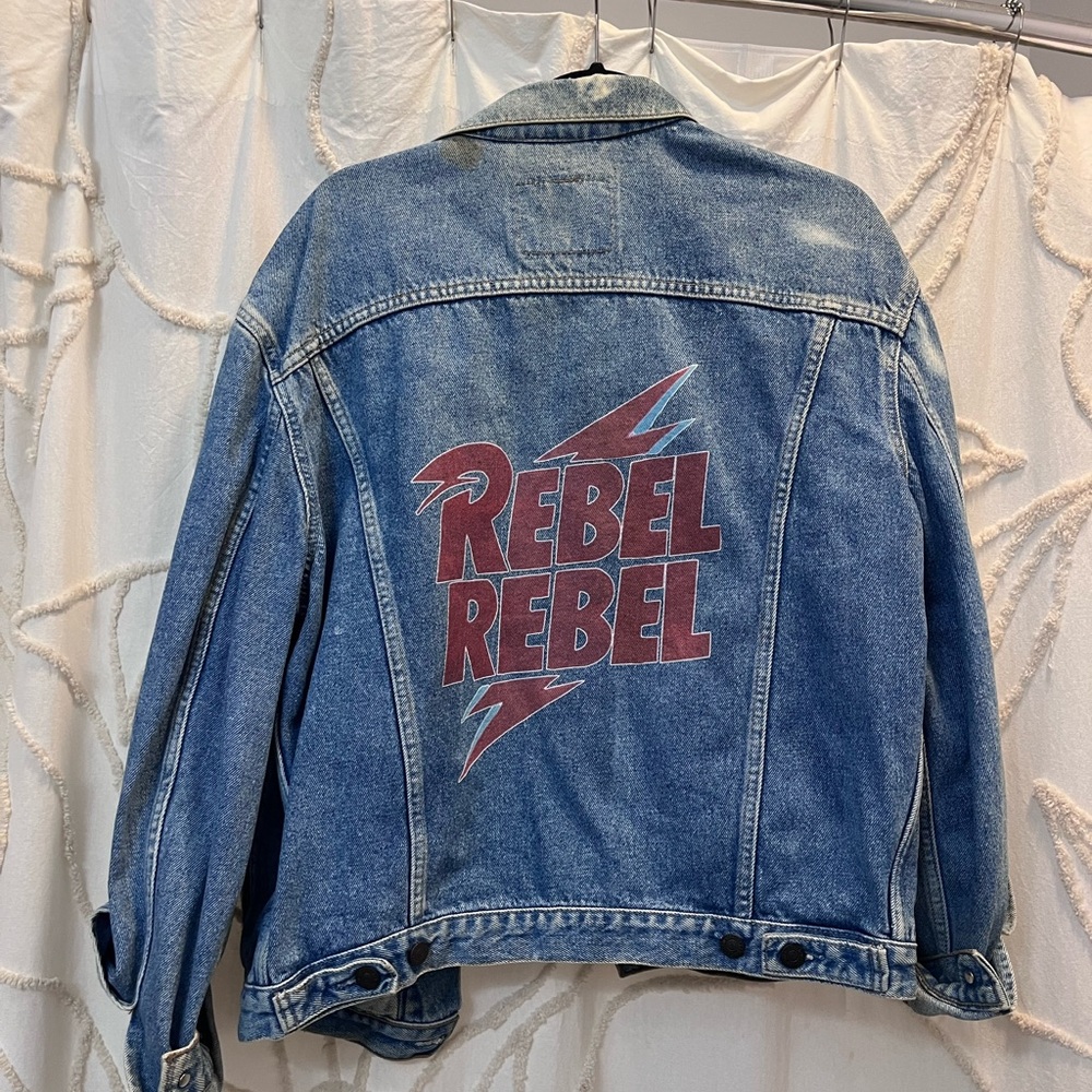 Levi Denim Jacket with Rebel Rebel David Bowie Handpainted Graphic - Picture 1 of 4